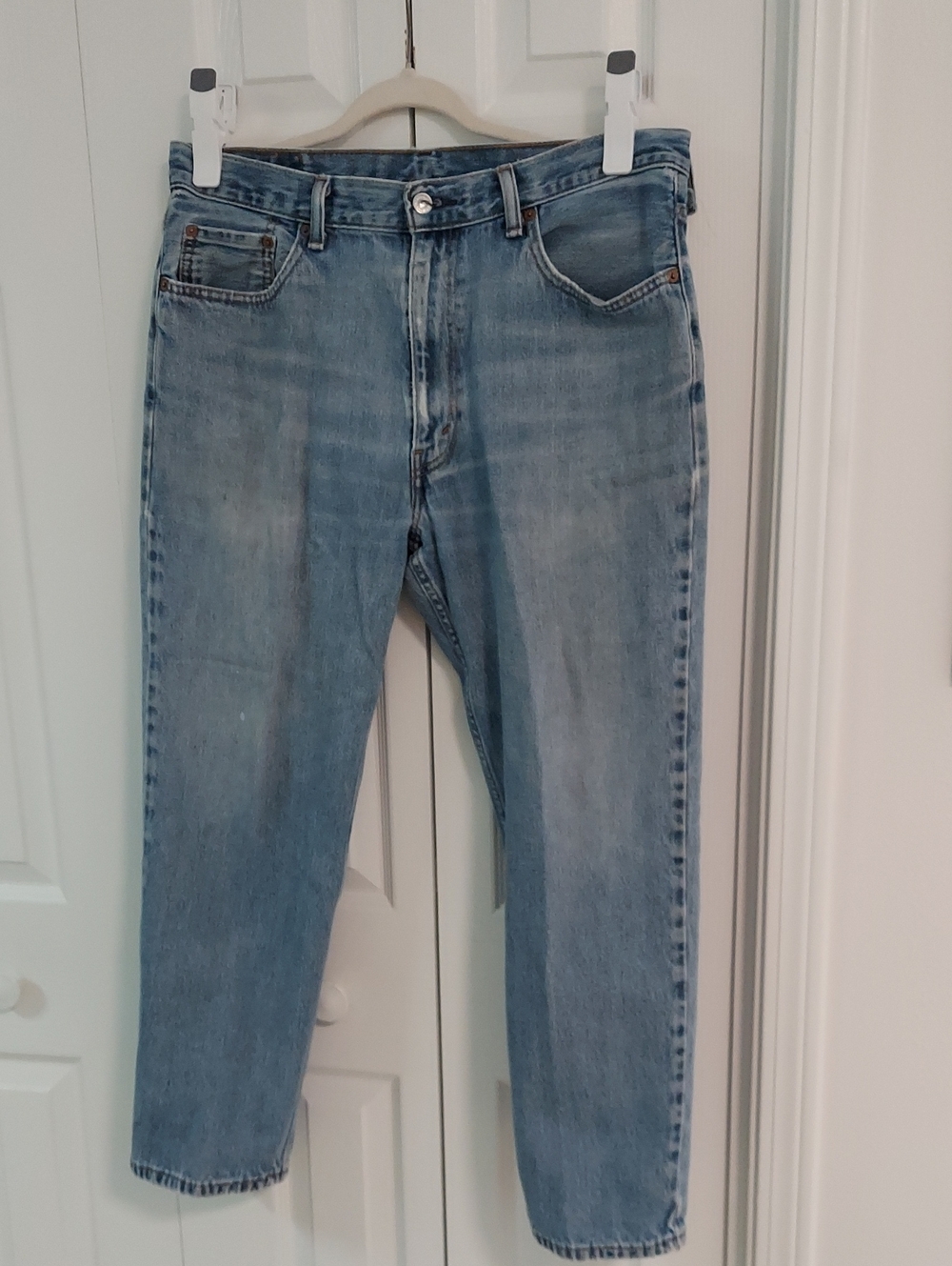 550 Levis, Size 36/29, Lightwash Blue Denim, Vintage